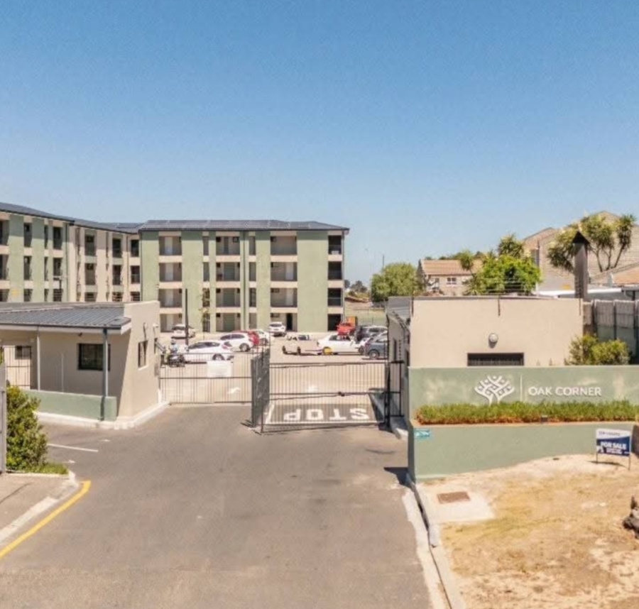 2 Bedroom Property for Sale in Oakglen Western Cape